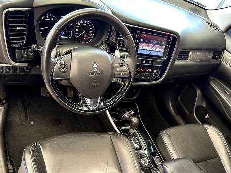 MITSUBISHI Outlander 3.0 V6 24V 4P HPE-S AWD AUTOMTICO, Foto 12
