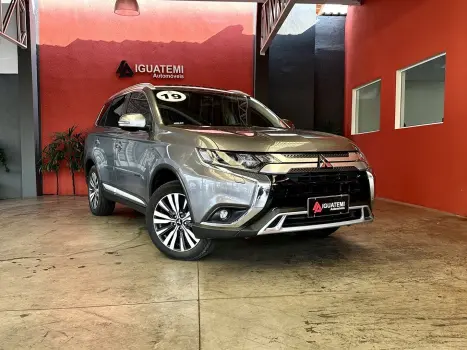 MITSUBISHI Outlander 3.0 V6 24V 4P HPE-S AWD AUTOMTICO, Foto 27