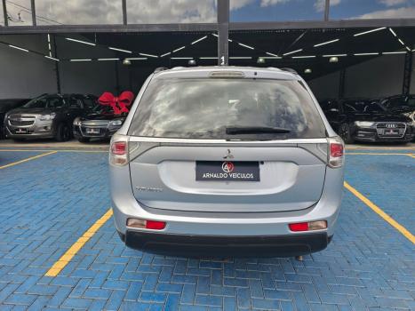 MITSUBISHI Outlander 2.0 16V 4P AUTOMTICO, Foto 5
