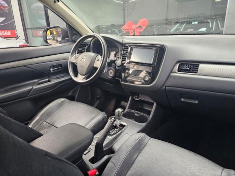 MITSUBISHI Outlander 2.0 16V 4P AUTOMTICO, Foto 10