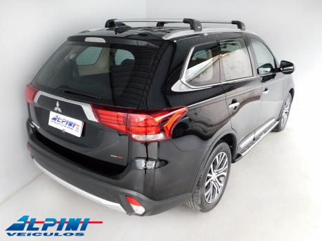 MITSUBISHI Outlander , Foto 2