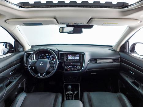 MITSUBISHI Outlander , Foto 3