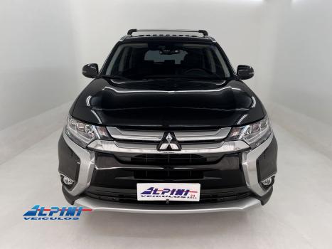 MITSUBISHI Outlander , Foto 2