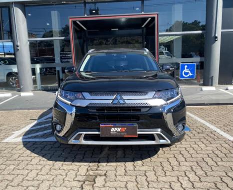 MITSUBISHI Outlander 3.0 V6 24V 4P HPE-S AWD AUTOMTICO, Foto 4