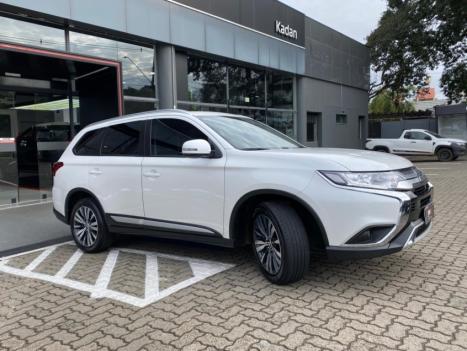 MITSUBISHI Outlander 2.0 16V 4P HPE AUTOMTICO, Foto 2
