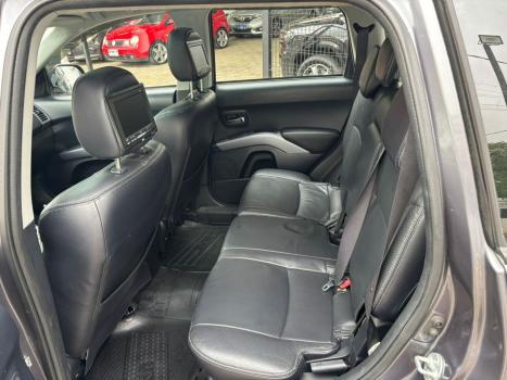 MITSUBISHI Outlander 3.0 V6 24V 4P GT 4X4 AUTOMTICO, Foto 13