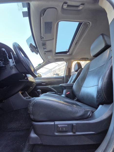 MITSUBISHI Outlander 2.0 16V 4P AUTOMTICO, Foto 2