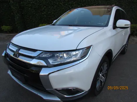 MITSUBISHI Outlander 2.0 16V 4P AUTOMTICO, Foto 2
