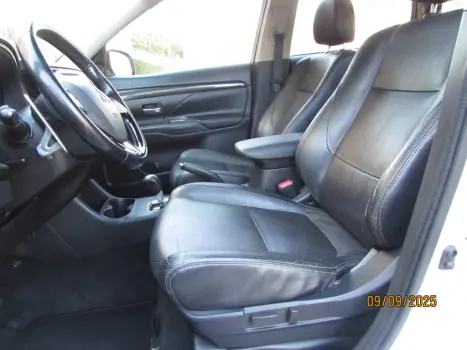MITSUBISHI Outlander 2.0 16V 4P AUTOMTICO, Foto 12