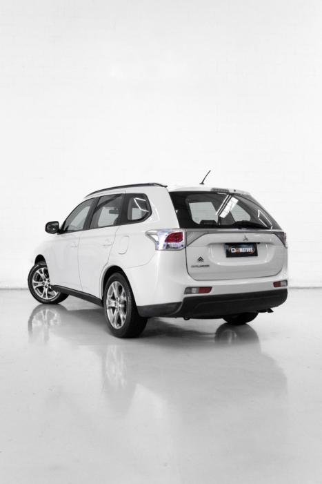 MITSUBISHI Outlander 2.0 16V 4P AUTOMTICO, Foto 4