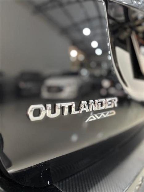 MITSUBISHI Outlander 2.2 16V 4P 4X4 DIESEL AUTOMTICO, Foto 19