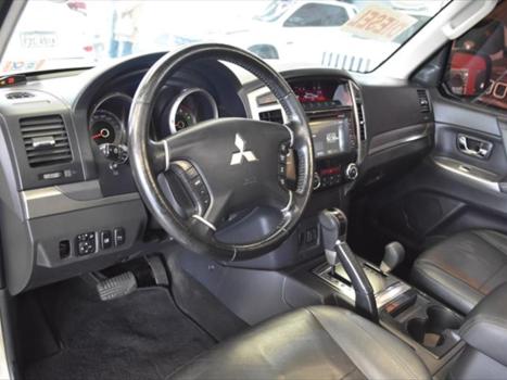 MITSUBISHI Pajero Full 3.2 16V 4P HPE 4X4 TURBO DIESEL AUTOMTICO, Foto 7