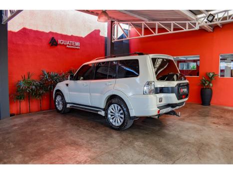 MITSUBISHI Pajero Full 3.2 16V 4P HPE 4X4 TURBO DIESEL AUTOMTICO, Foto 9