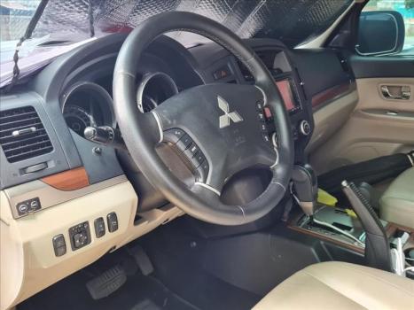 MITSUBISHI Pajero Full 3.5 V6 24V GLS 4X4 AUTOMTICO, Foto 4