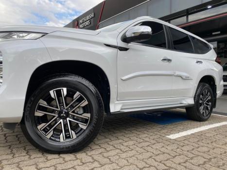 MITSUBISHI Pajero Sport 2.4 16V 4P MIVEC HPE-S AWD TURBO DIESEL AUTOMTICO, Foto 3
