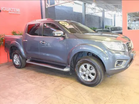 NISSAN Frontier 2.3 16V XE 4X4 CABINE DUPLA BI-TURBO DIESEL AUTOMTICO, Foto 4