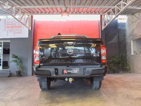 NISSAN Frontier 2.3 16V PLATINUM CABINE DUPLA 4X4 BI-TURBO DIESEL AUTOMTICO, Foto 16