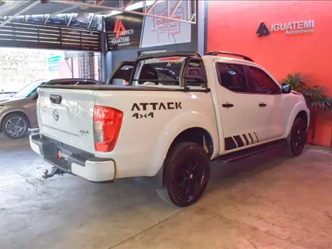 NISSAN Frontier 2.3 ATTACK CABINE DUPLA 4X4 BI-TURBO DIESEL AUTOMTICO, Foto 5