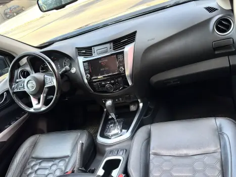 NISSAN Frontier 2.3 16V PLATINUM CABINE DUPLA 4X4 BI-TURBO DIESEL AUTOMTICO, Foto 13