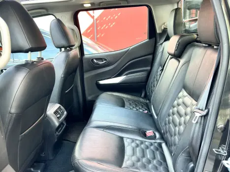 NISSAN Frontier 2.3 16V PLATINUM CABINE DUPLA 4X4 BI-TURBO DIESEL AUTOMTICO, Foto 18