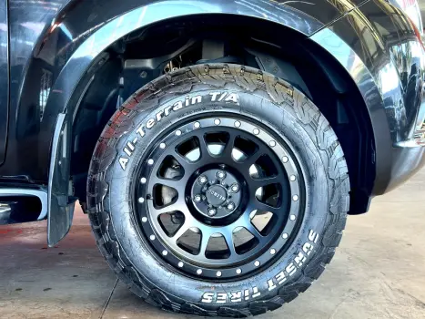 NISSAN Frontier 2.3 ATTACK CABINE DUPLA 4X4 BI-TURBO DIESEL AUTOMTICO, Foto 22