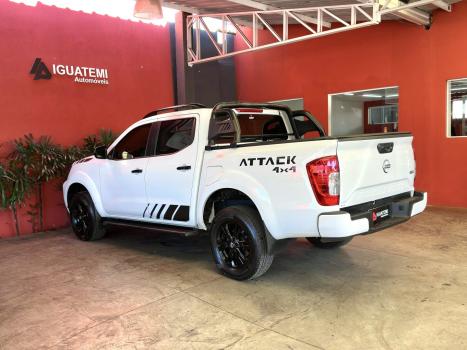 NISSAN Frontier 2.3 16V SE 4X4 CABINE DUPLA BI-TURBO DIESEL AUTOMTICO, Foto 4