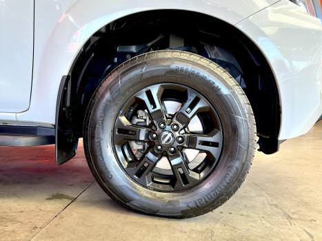 NISSAN Frontier 2.3 16V SE 4X4 CABINE DUPLA BI-TURBO DIESEL AUTOMTICO, Foto 7
