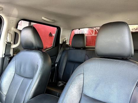 NISSAN Frontier 2.3 16V LE 4X4 CABINE DUPLA BI-TURBO DIESEL AUTOMTICO, Foto 11
