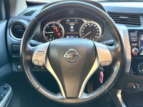 NISSAN Frontier 2.3 ATTACK CABINE DUPLA 4X4 BI-TURBO DIESEL AUTOMTICO, Foto 11