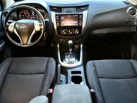 NISSAN Frontier 2.3 ATTACK CABINE DUPLA 4X4 BI-TURBO DIESEL AUTOMTICO, Foto 13