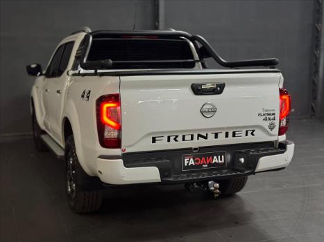 NISSAN Frontier 2.3 16V PLATINUM CABINE DUPLA 4X4 BI-TURBO DIESEL AUTOMTICO, Foto 8