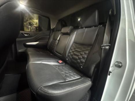 NISSAN Frontier 2.3 16V PLATINUM CABINE DUPLA 4X4 BI-TURBO DIESEL AUTOMTICO, Foto 10