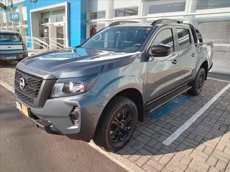 NISSAN Frontier 2.3 ATTACK CABINE DUPLA 4X4 BI-TURBO DIESEL AUTOMTICO, Foto 3