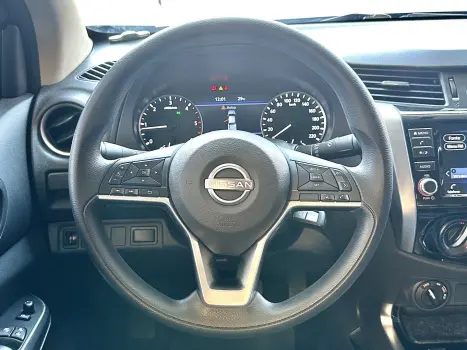 NISSAN Frontier 2.3 16V SE 4X4 CABINE DUPLA BI-TURBO DIESEL AUTOMTICO, Foto 13