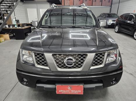 NISSAN Frontier 2.5 LE ATTACK 4X4 TURBO DIESEL CABINE DUPLA AUTOMTICO, Foto 4