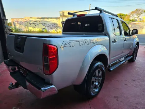 NISSAN Frontier 2.5 16V 4X4 SV ATTACK TURBO DIESEL CABINE DUPLA, Foto 4