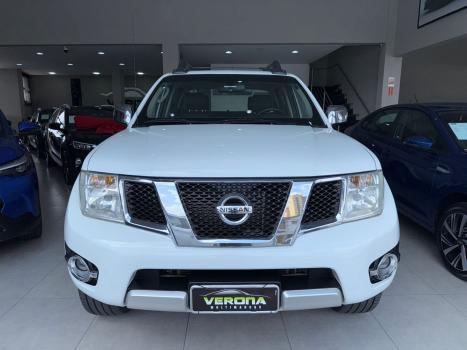 NISSAN Frontier 2.5 SL 10 ANOS 4X4 TURBO DIESEL CABINE DUPLA AUTOMTICO, Foto 6