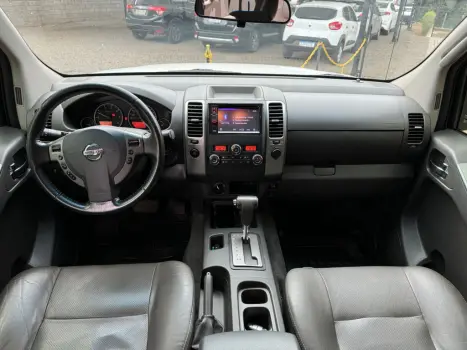 NISSAN Frontier 2.5 SL 4X4 TURBO DIESEL CABINE DUPLA AUTOMTICO, Foto 6