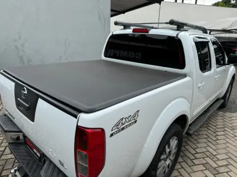 NISSAN Frontier 2.5 SL 4X4 TURBO DIESEL CABINE DUPLA AUTOMTICO, Foto 9