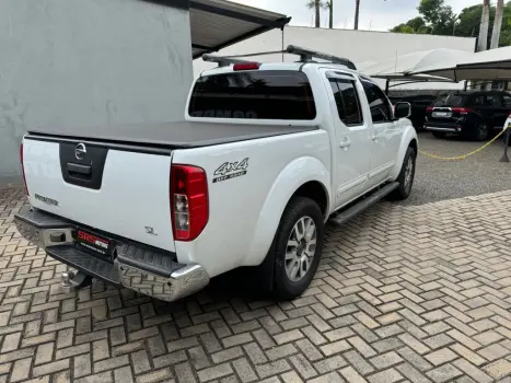 NISSAN Frontier 2.5 SL 4X4 TURBO DIESEL CABINE DUPLA AUTOMTICO, Foto 10