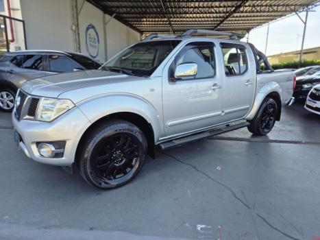 NISSAN Frontier 2.5 SL 4X4 TURBO DIESEL CABINE DUPLA AUTOMTICO, Foto 1