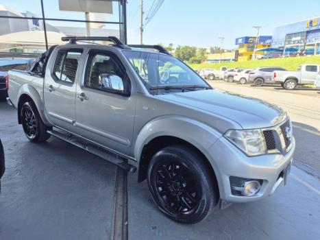 NISSAN Frontier 2.5 SL 4X4 TURBO DIESEL CABINE DUPLA AUTOMTICO, Foto 3