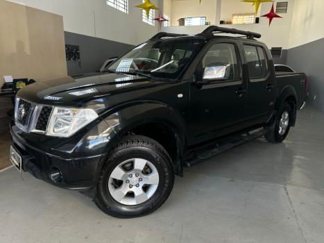 NISSAN Frontier 2.5 LE 4X4 TURBO DIESEL CABINE DUPLA, Foto 1