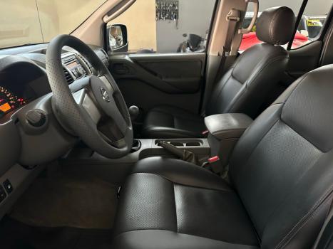 NISSAN Frontier 2.5 LE 4X4 TURBO DIESEL CABINE DUPLA, Foto 13
