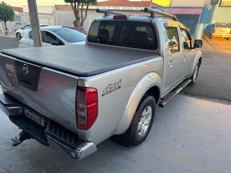 NISSAN Frontier 2.5 LE 4X4 TURBO DIESEL CABINE DUPLA, Foto 6