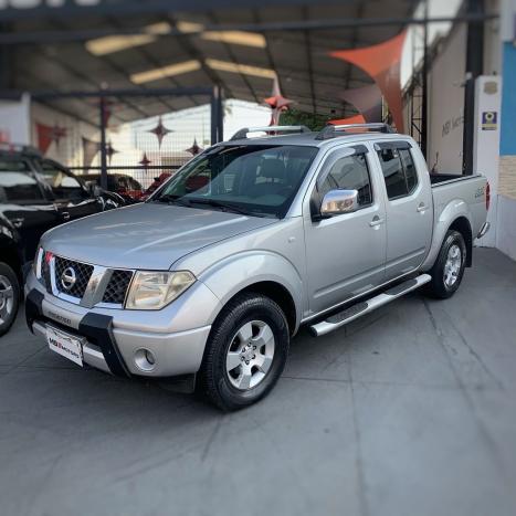 NISSAN Frontier 2.5 SEL 4X4 TURBO DIESEL CABINE DUPLA AUTOMTICO, Foto 2