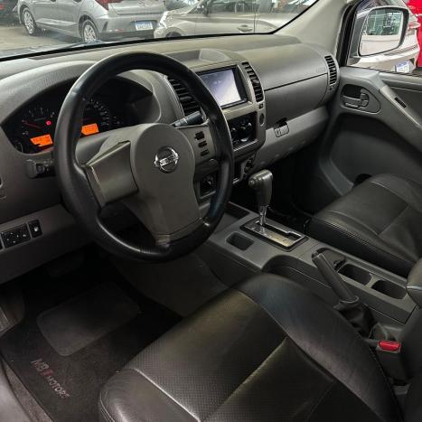 NISSAN Frontier 2.5 SEL 4X4 TURBO DIESEL CABINE DUPLA AUTOMTICO, Foto 9