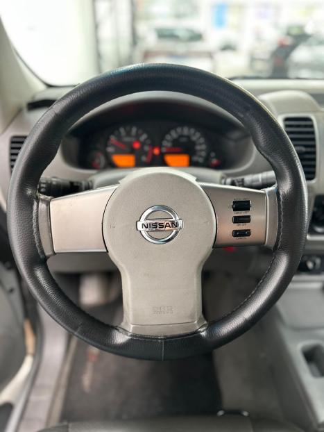 NISSAN Frontier 2.5 SEL 4X4 TURBO DIESEL CABINE DUPLA AUTOMTICO, Foto 13