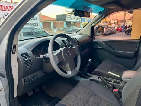 NISSAN Frontier 2.5 XE 4X4 TURBO DIESEL CABINE DUPLA, Foto 3
