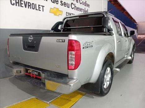 NISSAN Frontier 2.5 SE 4X4 TURBO DIESEL CABINE DUPLA, Foto 3